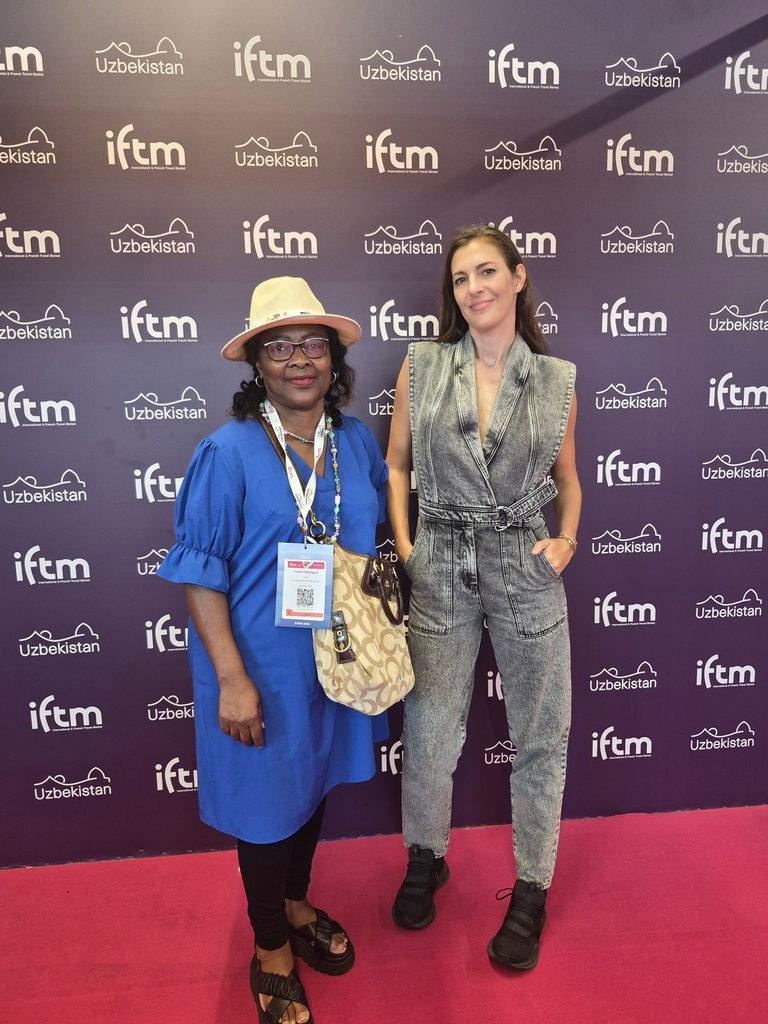 Cameroon and Fécamp : From Cameroon to Fécamp, Yvette Mamgue and Jovanovic Ondobo were received by Fécamp Mayor David Roussel to join forces in promoting the cultural richness of both Cameroon and Fécamp. - 13