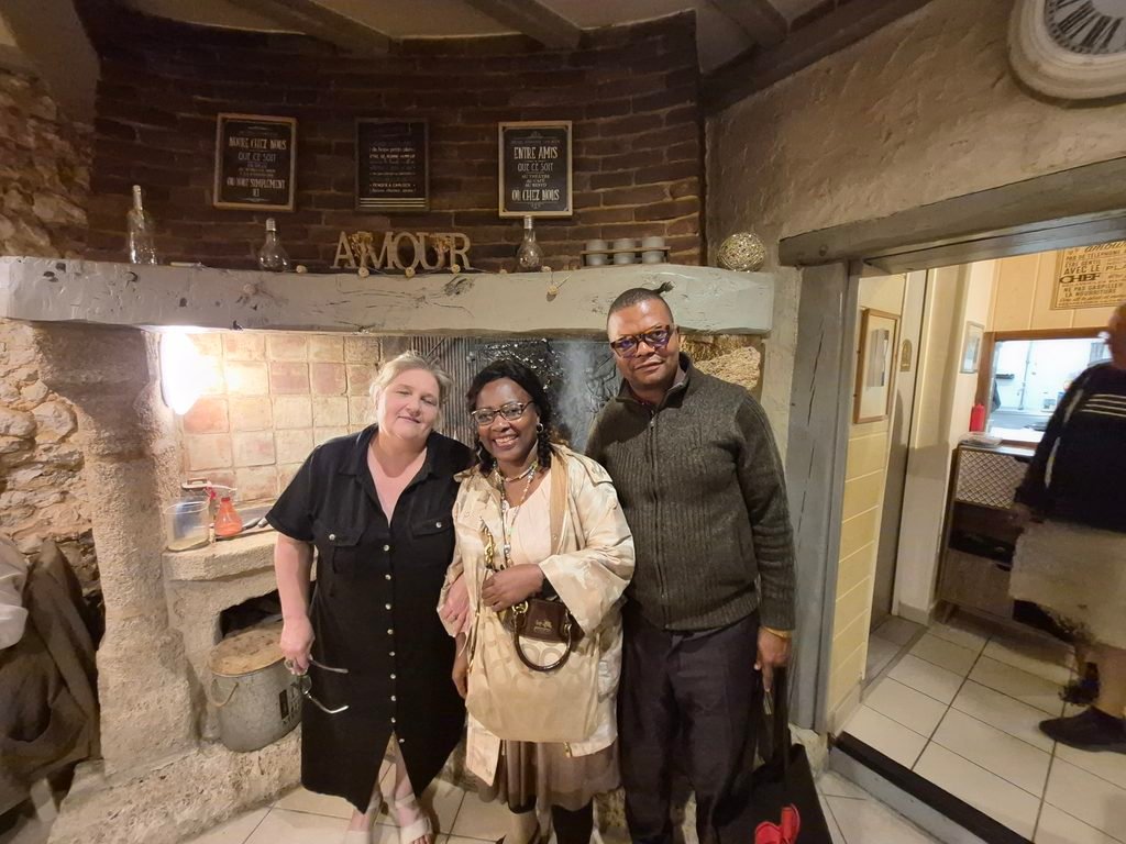 Cameroon and Fécamp : From Cameroon to Fécamp, Yvette Mamgue and Jovanovic Ondobo were received by Fécamp Mayor David Roussel to join forces in promoting the cultural richness of both Cameroon and Fécamp. - 26
