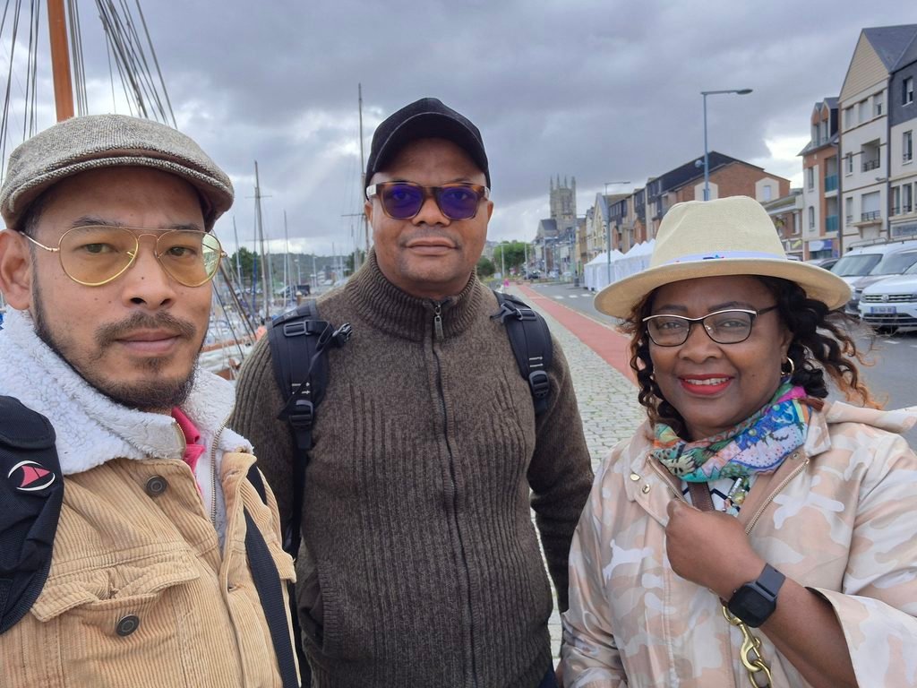 Cameroon and Fécamp : From Cameroon to Fécamp, Yvette Mamgue and Jovanovic Ondobo were received by Fécamp Mayor David Roussel to join forces in promoting the cultural richness of both Cameroon and Fécamp. - 29