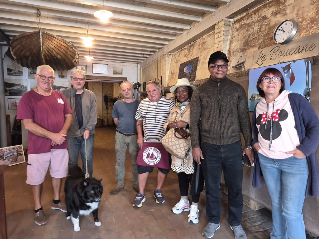 Cameroon and Fécamp : From Cameroon to Fécamp, Yvette Mamgue and Jovanovic Ondobo were received by Fécamp Mayor David Roussel to join forces in promoting the cultural richness of both Cameroon and Fécamp. - 30